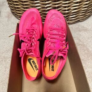 Nike Men’s Pink Running Shoes